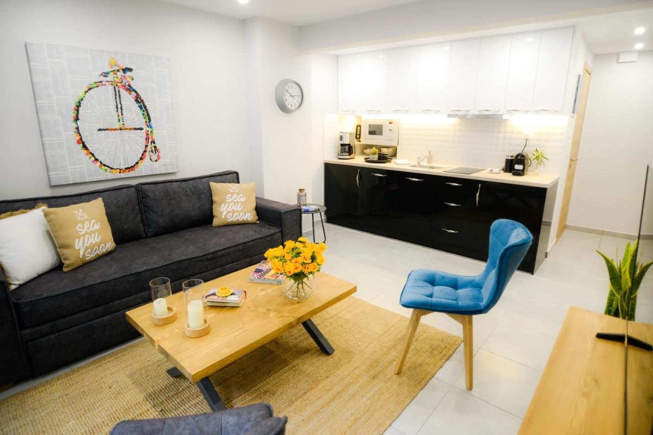 Your Home Away From Home In Erectheium Atenas Exterior foto